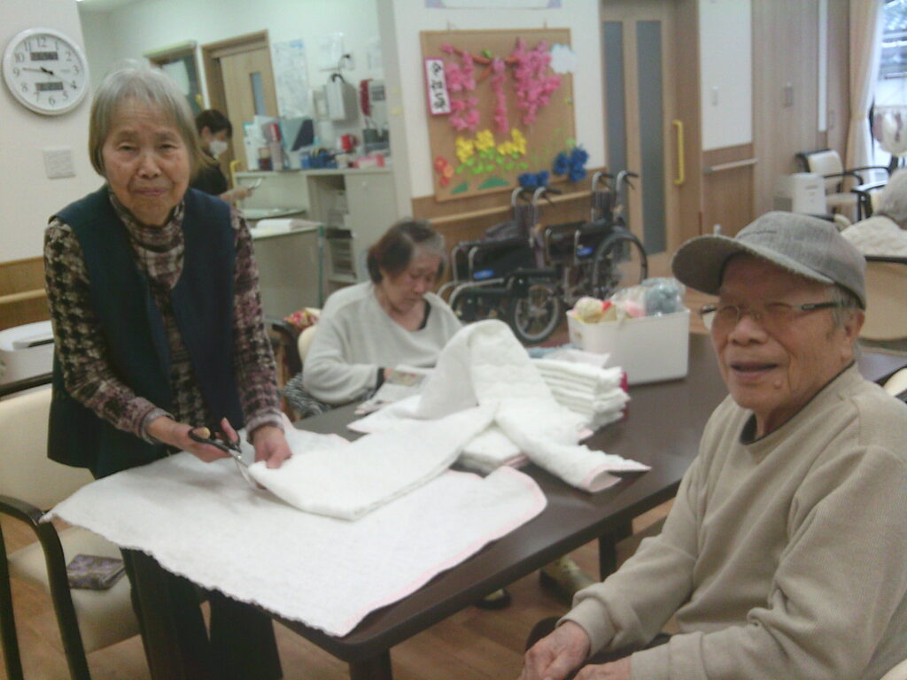2025年3月8日🌹お手伝いに感謝です。(^^♪🌹